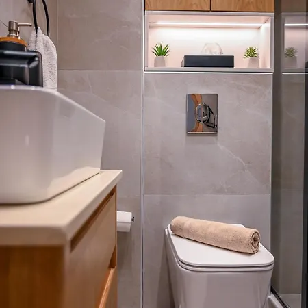 Apartment Aqua Lora Nikiana
