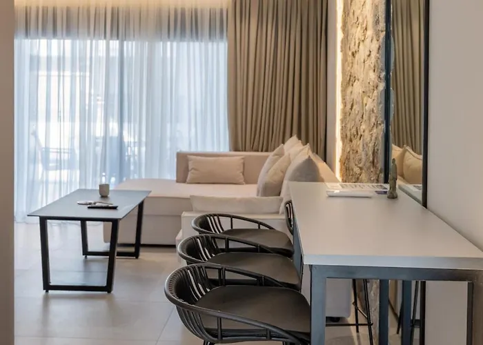 Aqua Lora Apartment Nikiana